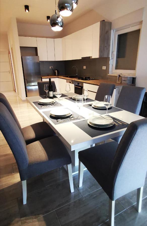 Cozy Comfortable Flat - Beautifull Panoramic View Makarska Exteriör bild