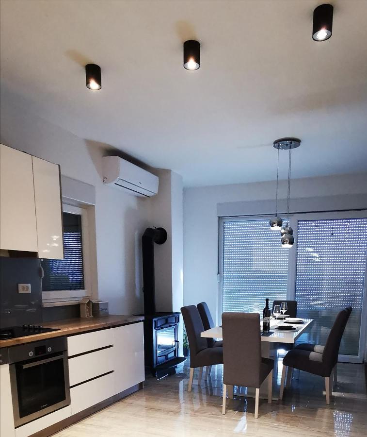 Cozy Comfortable Flat - Beautifull Panoramic View Makarska Exteriör bild